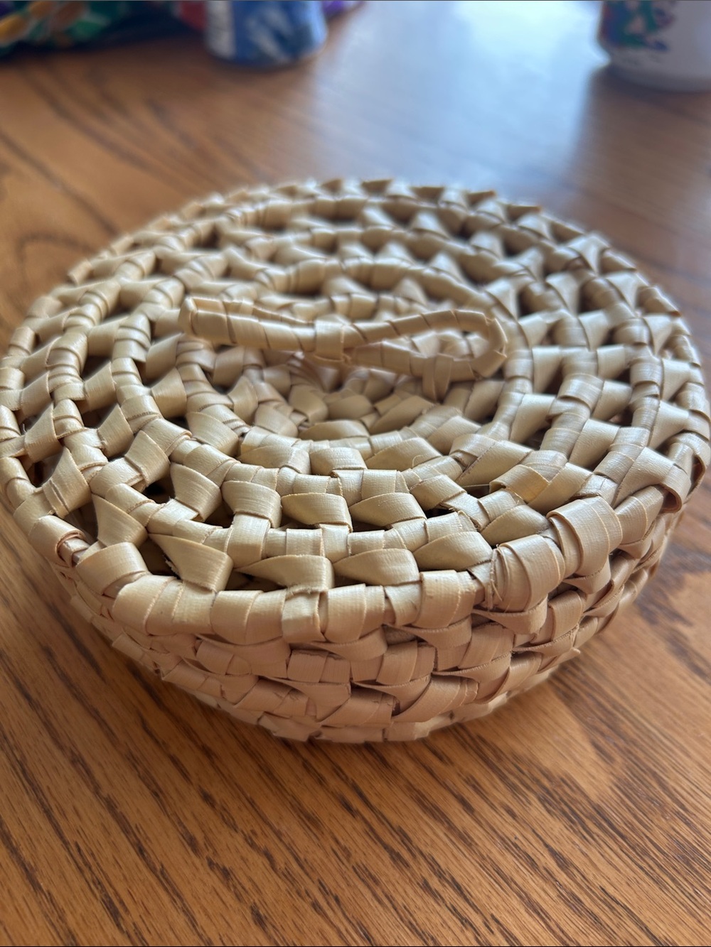 Handwoven Natural Straw Trinket Box - Neutral basket